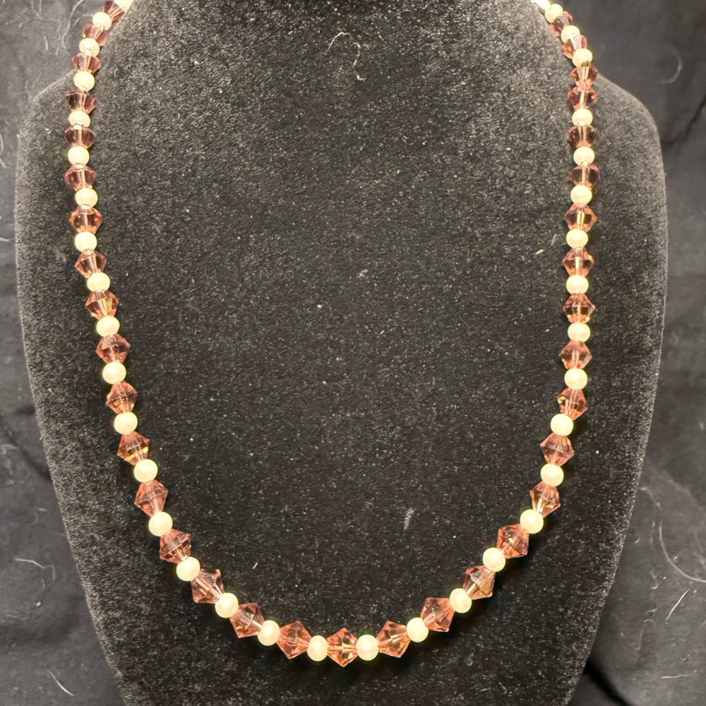 Chic Beaded Necklace in Brown and Cream